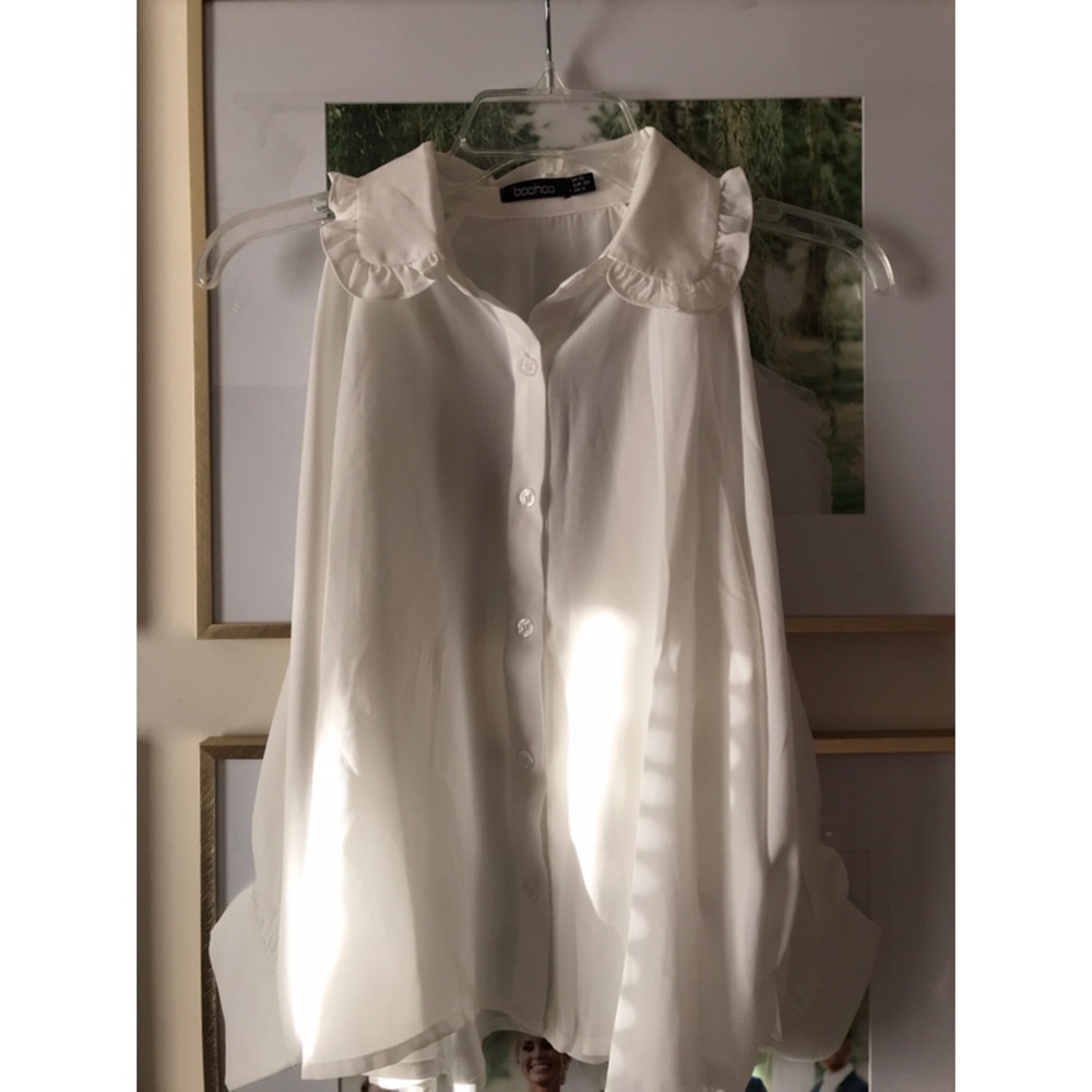 BooHoo Cropped Cold Shoulder Top